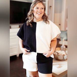 NWT Seen N Be Seen + Cream and Black Top and Short Set Size 2X